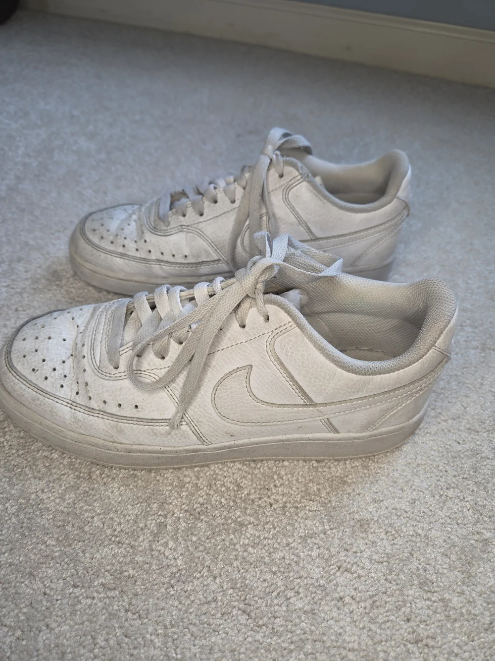 Nike Mens Low-Top Casual Sneakers in White Air Force Size 7